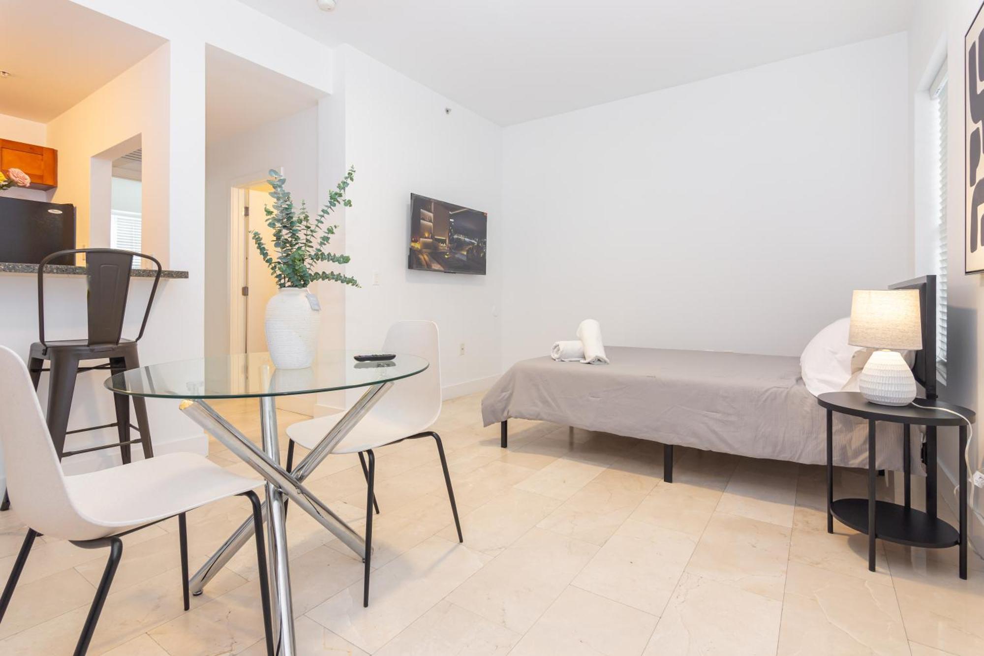 1 Bdrm Apartment - Heart Of Downtown - 5 Min To Wynwood Miami Exteriör bild